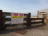 Gorleston Beach - Keep Off the breakwater !!!